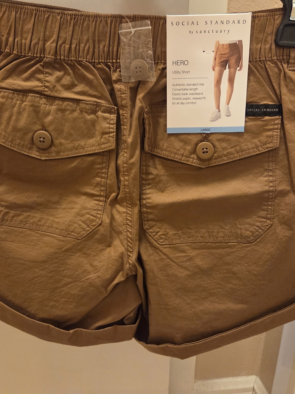 Sanctuary Roll-Hem Utility Shorts in Camel Brown - Picture 3 of 3
